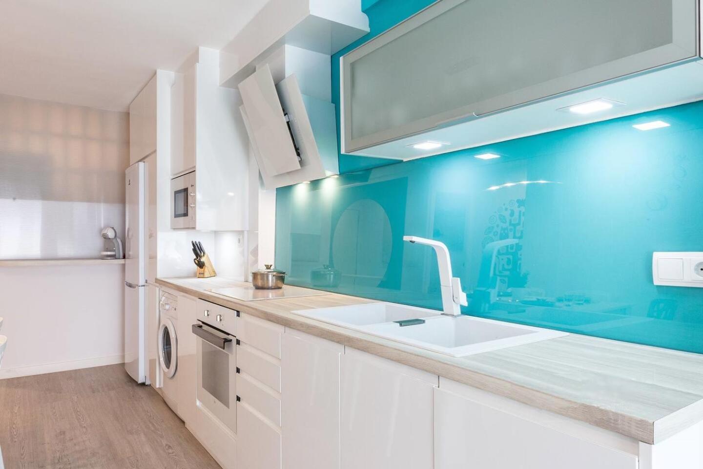 Uhc Carlos V Apartments Салоу Екстериор снимка